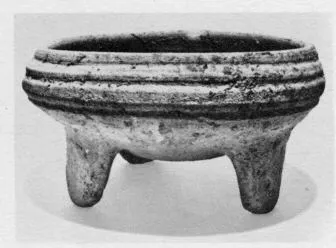 TRIPOD VASE (SOUTH ITALIAN, IMPASTO)