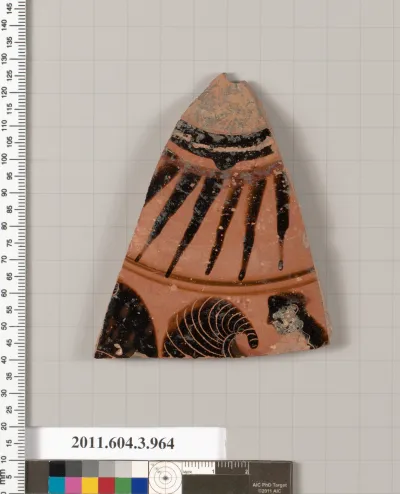 Terracotta fragment of a lekanis lid (covered dish)
