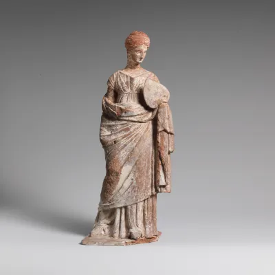 Terracotta statuette of a woman