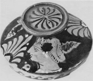 LEKANIS LID (SOUTH ITALIAN, APULIAN, RED-FIGURE)