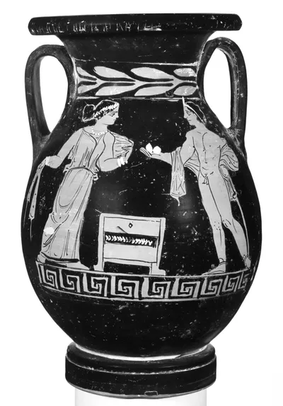 Apulian Red-Figure Pelike
