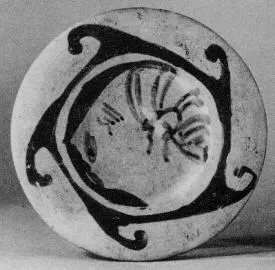PLATE, STEMMED (ETRUSCAN, RED-FIGURE)