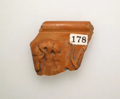 Vase fragment