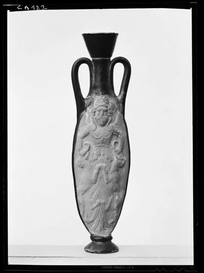 amphorisque ; vase plastique