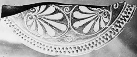 LID, FRAGMENT (ATHENIAN, RED-FIGURE)
