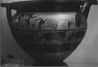 KRATER, COLUMN (ATHENIAN, BLACK-FIGURE)