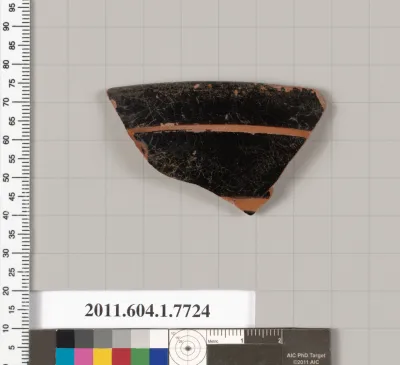 Terracotta rim fragment of a kylix (drinking cup)