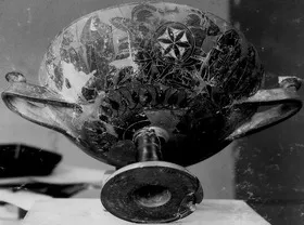 CUP A (ATHENIAN, BLACK-FIGURE)