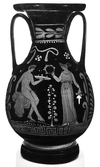 Apulian Red-Figure Pelike
