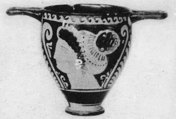 SKYPHOS (SOUTH ITALIAN, APULIAN, RED-FIGURE)