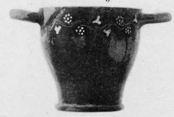 SKYPHOS (SOUTH ITALIAN, GNATHIAN, BLACK GLAZE)