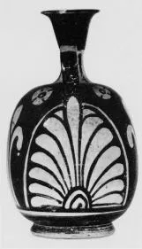 LEKYTHOS, SQUAT (SOUTH ITALIAN, CAMPANIAN, RED-FIGURE)