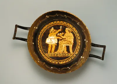 Apulian Red-Figure Stemless Kylix