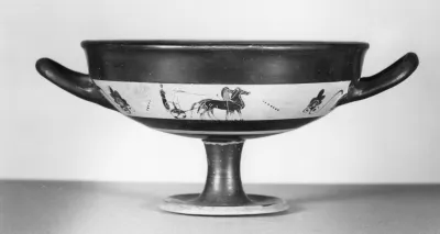 Kylix Depicting a Driver in a Quadriga on One Side and Horseman on the Other