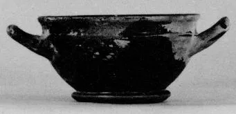 SKYPHOS (SOUTH ITALIAN, APULIAN, BLACK GLAZE)