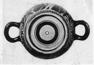 SKYPHOS (SOUTH ITALIAN, RED-FIGURE)