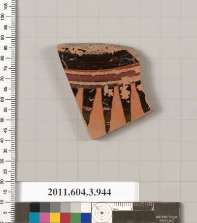 Terracotta fragment of a lekanis lid (covered dish)