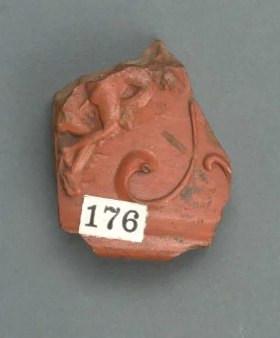 Vase fragment
