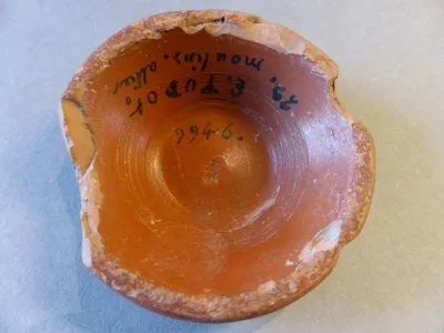 vase ; fragment