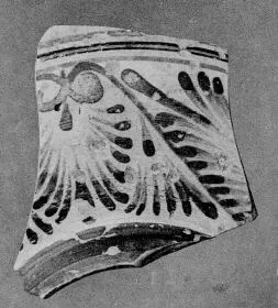 PYXIS, FRAGMENTS (CORINTHIAN, BLACK PATTERN)