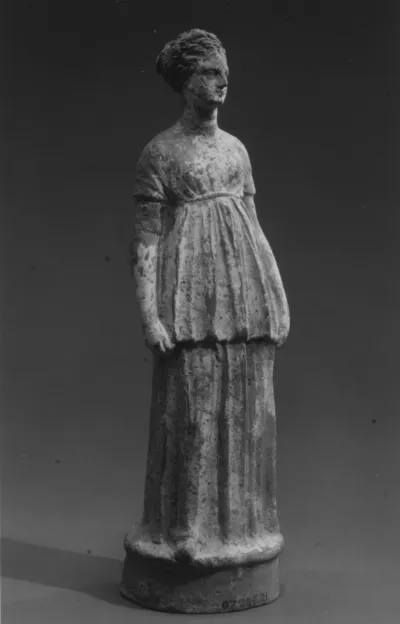 Terracotta statuette of a girl