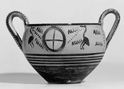 Geometrischer Becher (Kantharos, Attischer Kantharos)