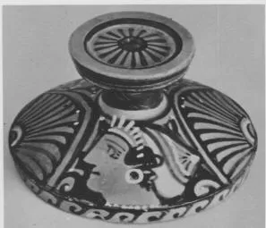 LEKANIS LID (SOUTH ITALIAN, APULIAN, RED-FIGURE)