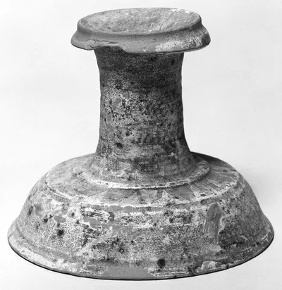 Canosan Polychrome Stand