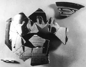 KRATER, BELL, FRAGMENT (ATHENIAN, RED-FIGURE)
