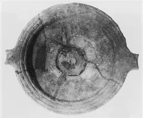 PLATE, STEMMED (ETRUSCAN, BUCCHERO)