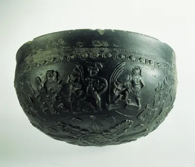 Rhodischer Becher (Megarischer Becher, Halbkugeliger, rhodischer Reliefbecher (sog. Megarischer Becher))