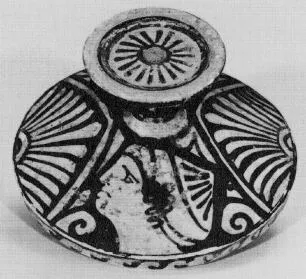 LEKANIS LID (SOUTH ITALIAN, APULIAN, RED-FIGURE)