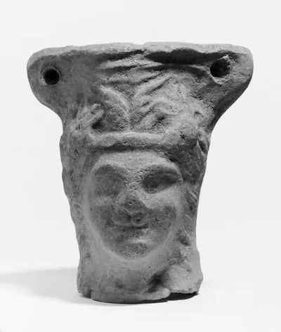 canthare ; vase plastique
