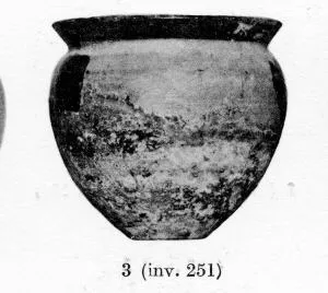 SKYPHOS (SOUTH ITALIAN, CAMPANIAN)