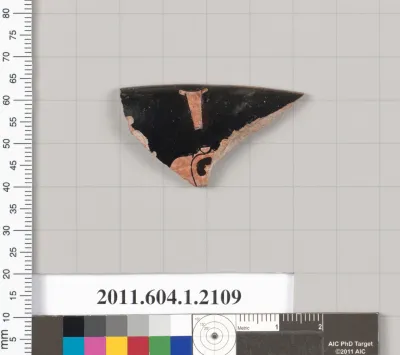 Terracotta rim fragment of a kylix (drinking cup)