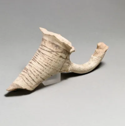 Vase fragment