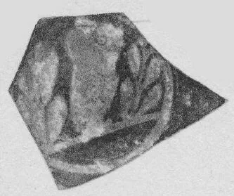 CUP, STEMLESS (ATHENIAN, RED-FIGURE)