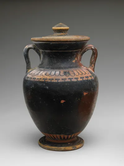 Neck-amphora with lid