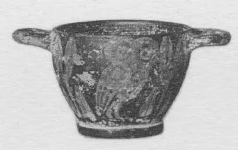 SKYPHOS (SOUTH ITALIAN, APULIAN, RED-FIGURE)