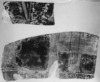 STAMNOS (?), FRAGMENTS (ATHENIAN, RED-FIGURE)