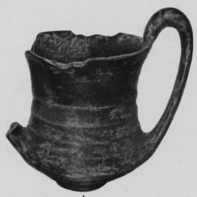 KANTHAROS (ETRUSCAN, BROWN GLAZE)