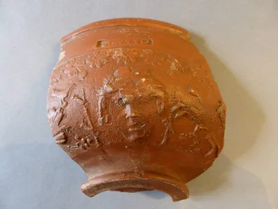 vase ; fragment