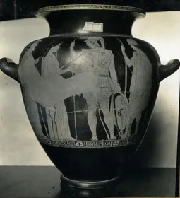 STAMNOS (ATHENIAN, RED-FIGURE)