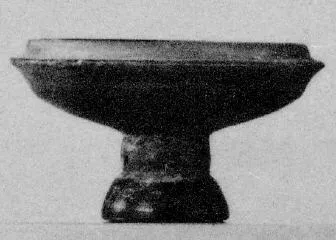 LEKANIS (SOUTH ITALIAN, APULIAN, BLACK GLAZE)
