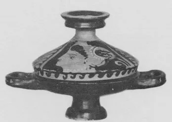 LEKANIS (SOUTH ITALIAN, APULIAN, RED-FIGURE)