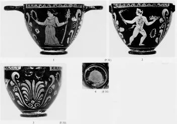 SKYPHOS (SOUTH ITALIAN, APULIAN, RED-FIGURE)