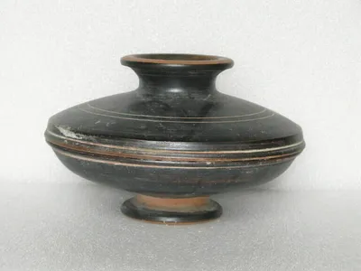 pyxis avec couvercle
