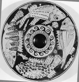 PLATE (ATHENIAN, RED-FIGURE)
