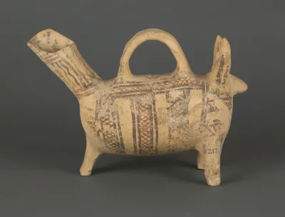 Askos in the form of an animal