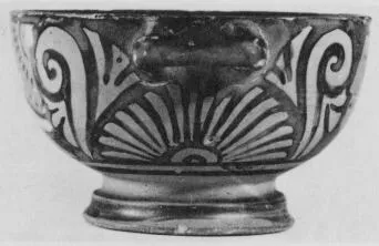CUP (SOUTH ITALIAN, APULIAN, RED-FIGURE)